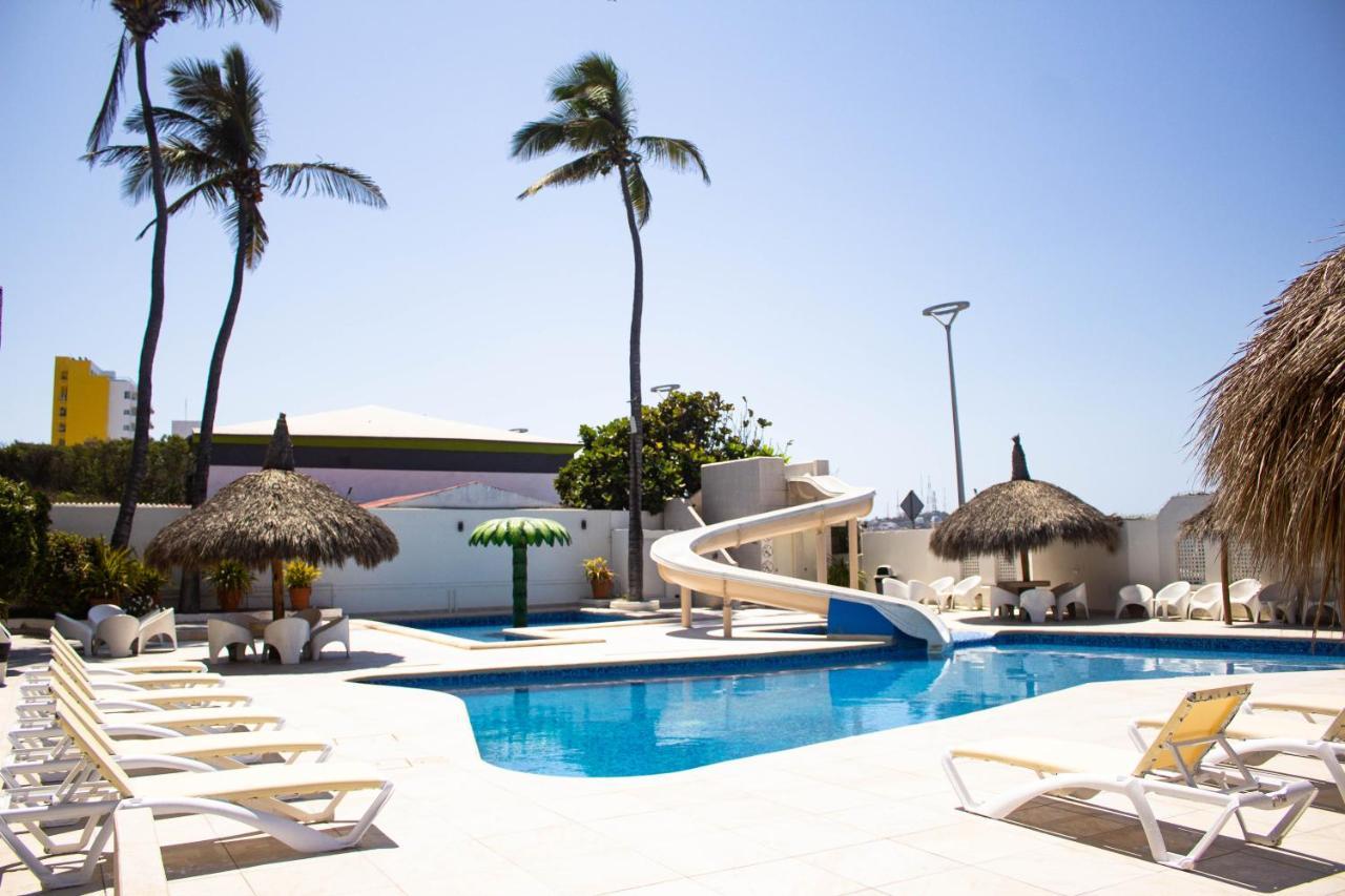 Hotel Sands Arenas Mazatlán Exterior foto